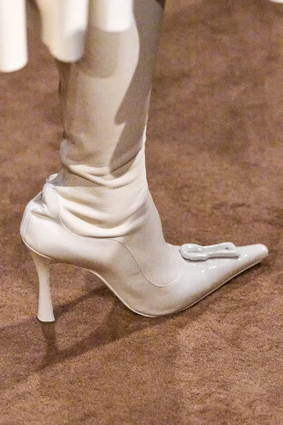 Look 80